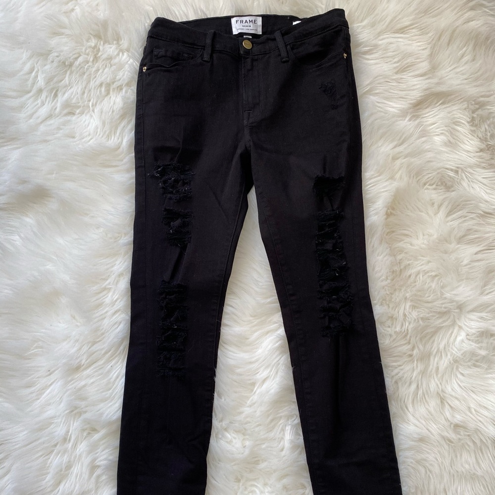 FRAME Le Skinny de Jeanne Noir Ripped